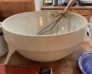 Redwing #2 Stoneware Mixing Bowl