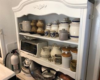 Kitchen display cabinet