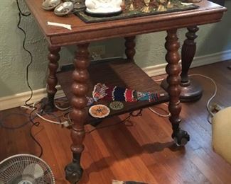 Table with great legs and feet