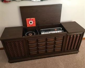 2801 Olympic Stereomin