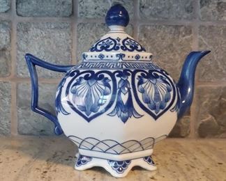 Bombay China teapot