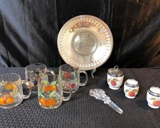 Assorted Mugs, Porcelain Cups, Royal Worcester Table Accessories