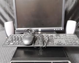 Dell Inspiron D108 computer, monitor and accessories