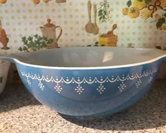 Vintage Pyrex