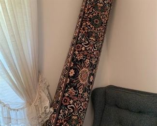 #33		Ethan Allen Green/floral rug  8'x12' Belgium Wool Machine Made 	 $100.00 
