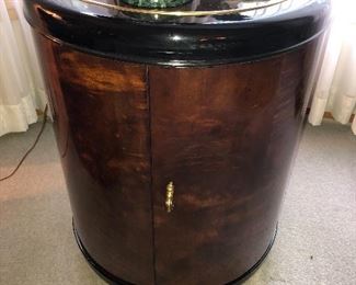 Henredon Scene Three Wood drum end table