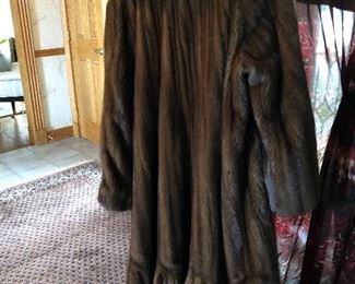 Full length mink coat, Maximillion