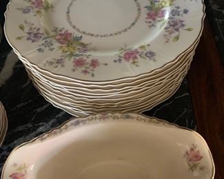 Syracuse Federal Shape China-Briarcliff pattern.              66 piece set