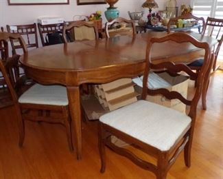 Dining Table and 6 Chairs, the boxes under the table are used Tiles (box lot)