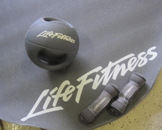 Life Fitness Set.