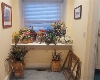Multiply Floral arrangments