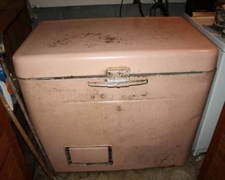 Vintage Philco Freezer. Good Working Condition
