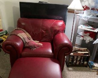 Red Leather Side chair and ottoman, Large flatscreen TV (one of the first!!)