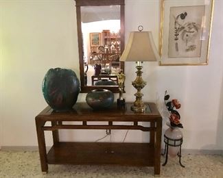 HERITAGE ENTRY/SOFA TABLE, 2 PIECES STUDIO POTTERY, HEAVY BRASS LAMP, WOOD FRAMED MIRROR, IRIDESCENT GLASS VASE ON STAND