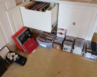 Vinyl records, CD's and cassettes 