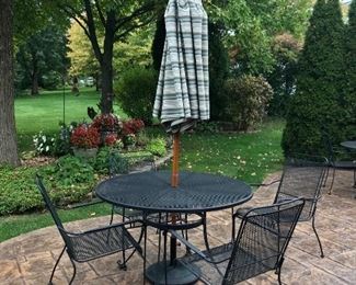 Outdoor table and chairs