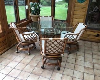 005 Classic Rattan Patio Set