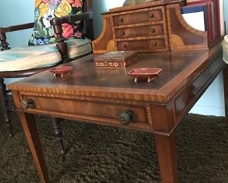 Vintage Occasional / End Table