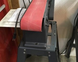 Belt sander