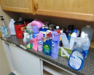 122 CLEANING SUPPLIES