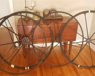 Great and historical                       
Authentic Yacht steering wheels from America Cup3..