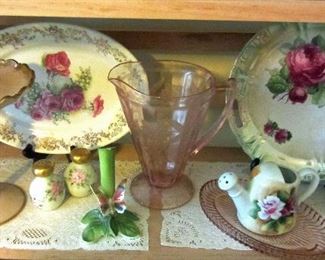 Depression glass pitcher, vintage ceramics