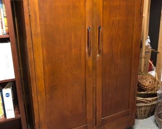 Wood storage cabinet 