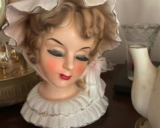 face vase