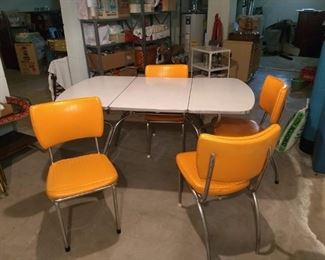 Vintage chrome and vinyl dining room set