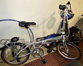 Like-new Dahon folk-up bikes (2)
