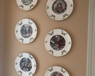 Holiday plate collection