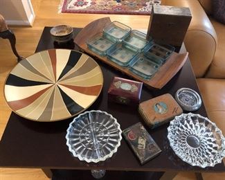 Serving dishes, ashtrays and vintage tins