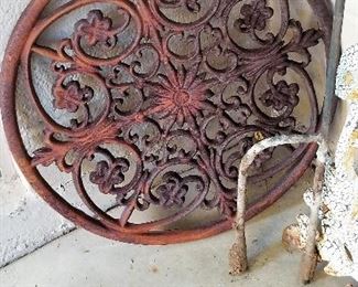 Metal outdoor decor pieces