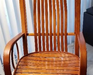 Amish made chair just like new.