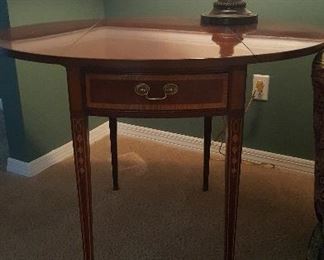 Beautiful American Heritage by Hickory inlaid drop leaf table. There's two of them. 