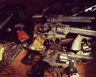 Toy Guns / Toy Gun / Vintage Children's Pistol / Pistols