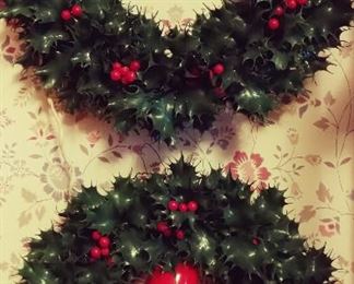 Vintage Plastic Wreaths / Wreath / Christmas Decor