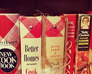 Vintage Cookbooks / Retro Cookbook / Classic Better Homes and Gardens / Betty Crocker 