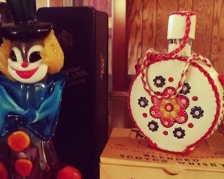 Glass Clown / Old Leather Covered Flask Flowers / Floral Pattern 