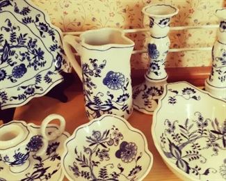 Vintage Blue & White China Set / Floral Pattern