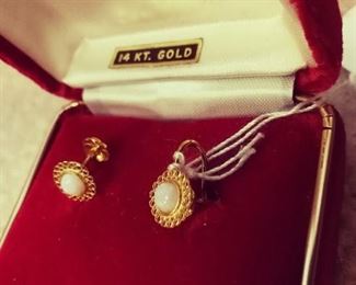 14 kt. Gold Jewlery Earrings