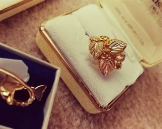 Solid Gold Jewelry in Box / Boxes 