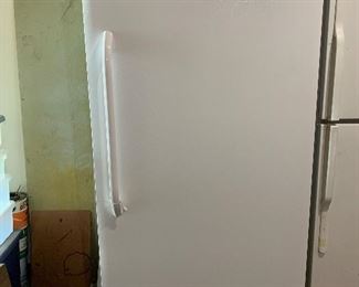 Frigidaire LARGE 20.9 Cubic Feet Upright Freezer