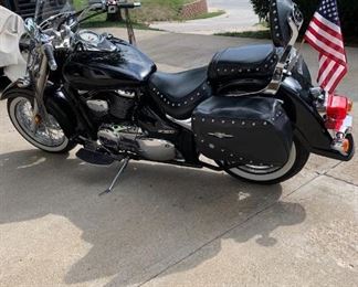 2007 Suzuki Boulevard 800cc Fuel Injected Motorcycle - 14,370 Miles