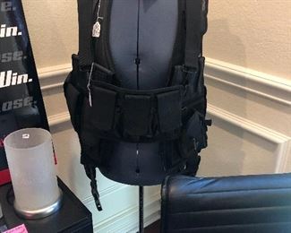 Mannequin, Hunting/utility ammo vest