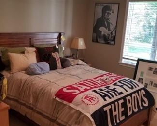 Plantation Headboard Bedroom Suite