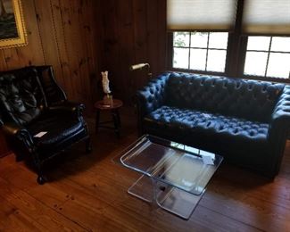Fantastic navy leather tufted chesterfield and arm chair 