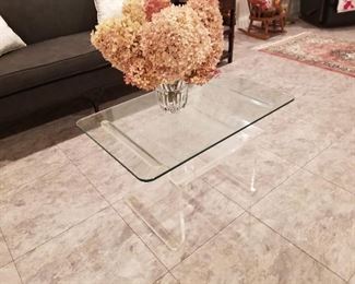the other lucite base coffee/end table