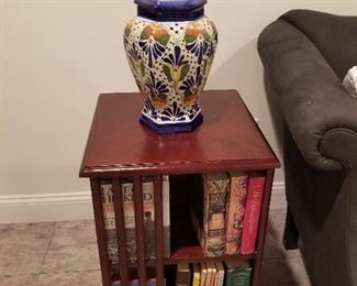 Fantastic revolving bookcase end table 