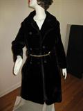 This is one beautiful coat!! It syas Borgazia by Borg Textile Company with a Saks Fifth ave label. Check out the detail on the buttons and the chain belt that is attached to the coat!!!